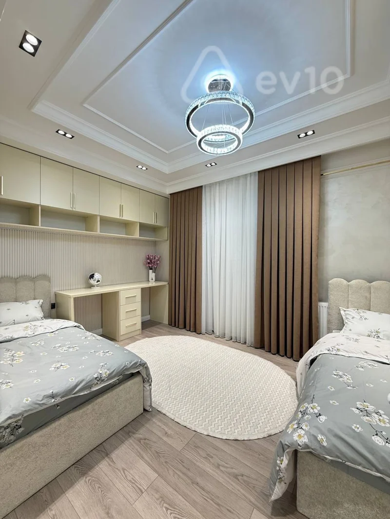 3 otaqlı mənzil, 128 m², Qarabağ atları meydanı — kirayə — Mənzil, Bakı (8)