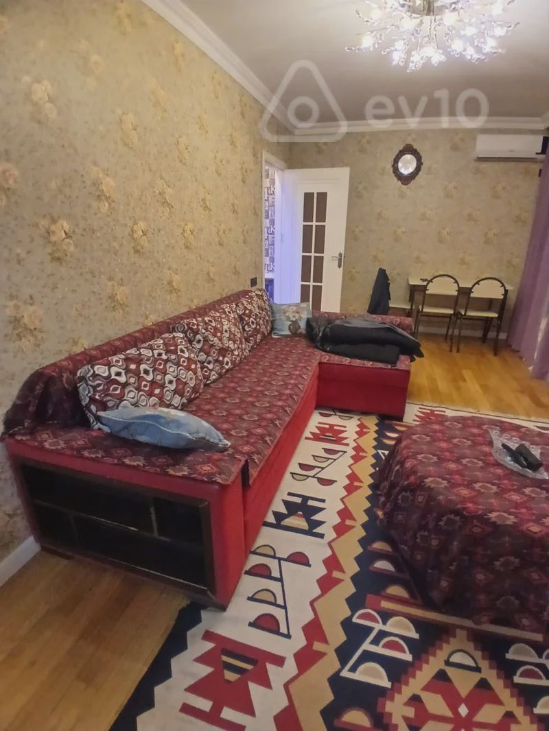 For rent: 2-room apartment (old building), 42 m² — Mənzil, Bakı (9)