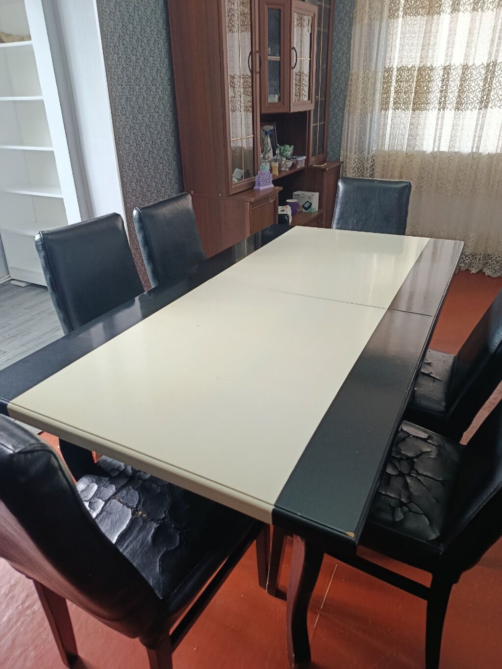 Qonaq otağı üçün, İşlənmiş, Açılan, Dördbucaq masa, 6 stul — Masalar və stullar, Bakı (3)