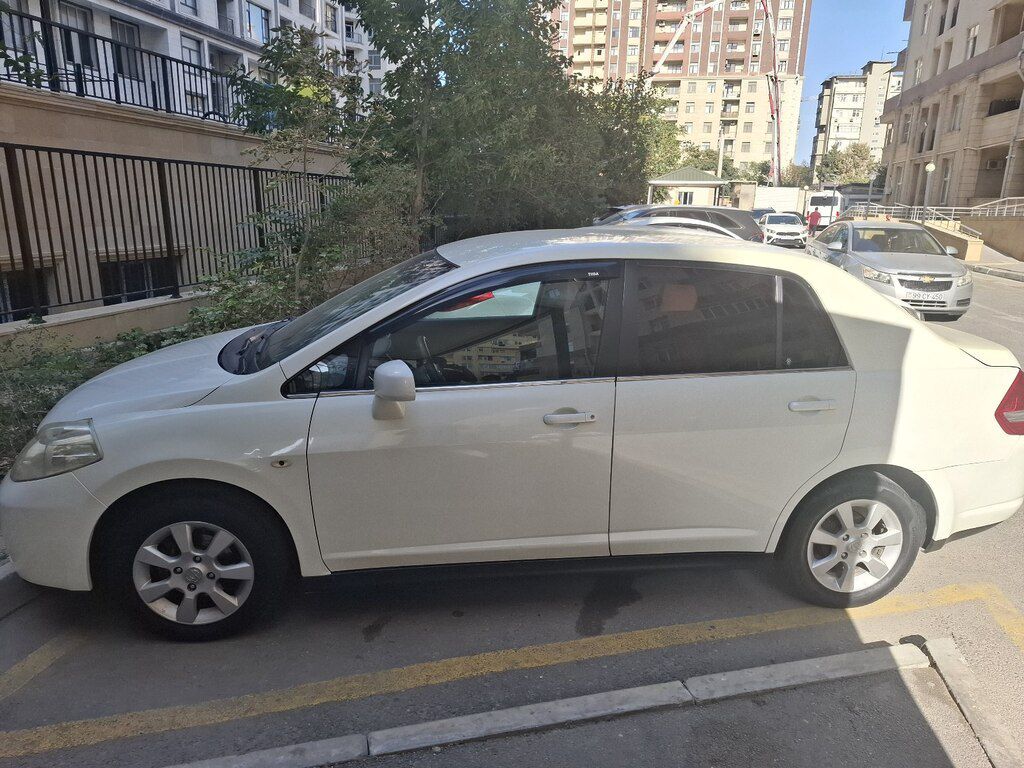 Nissan Tiida, 1.6 L, 2008 il, 221 800 km — Avtomobillər, Bakı (4)