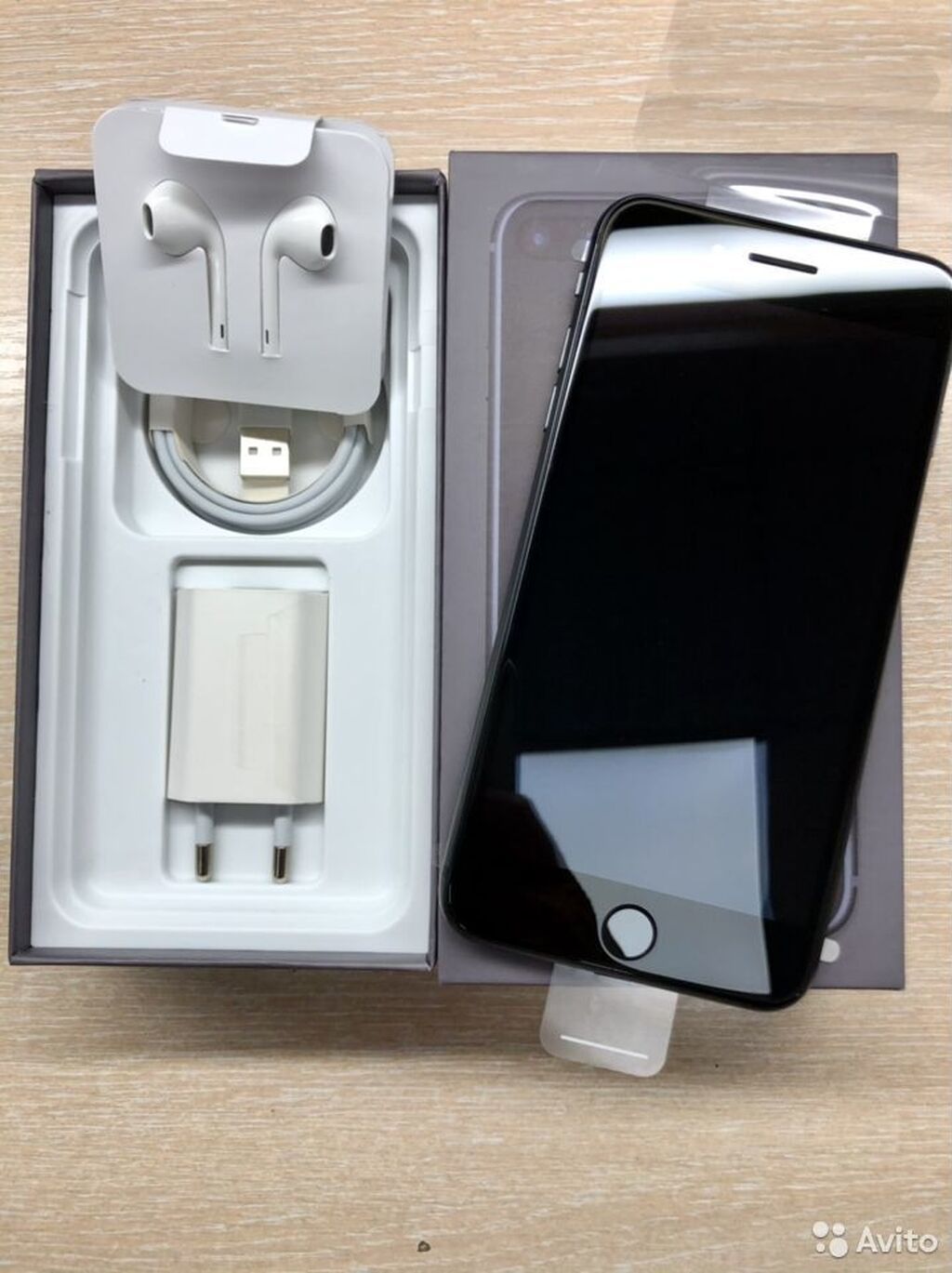 IPhone 8 Plus, 64 GB, Black Titanium, Barmaq izi — Apple iPhone, Bakı