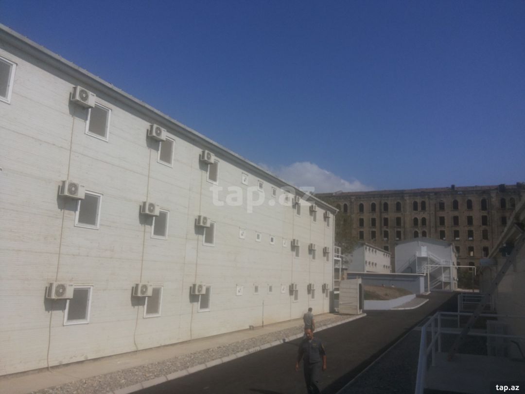 Sənaye tipli metal konstruksiya və prefabrik tikililər — Hazır konstruksiyalar, Bakı