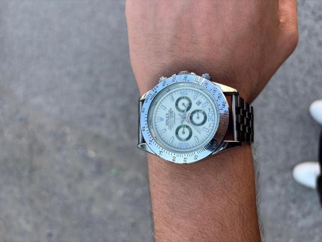Rolex qol saatı — Şəxsi əşyalar, Bakı (2)