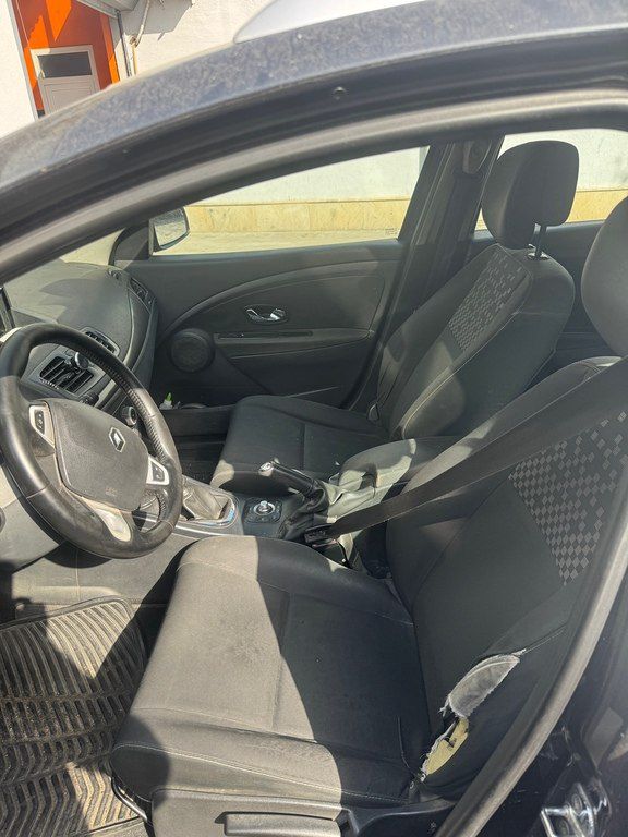 Renault Megane, 1.5 L, 2012 il, 500 000 km 99-RT-377 — Avtomobillər, Bakı (8)