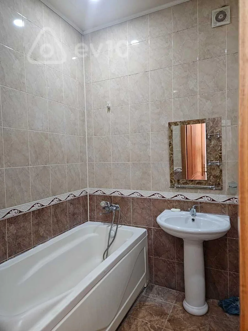 2 otaqlı mənzil, 60 m², Azərbaycan pr — kirayə — Mənzil, Bakı (8)