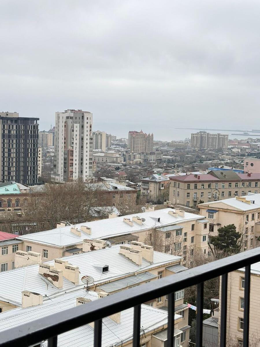 Satılır 3 otaqlı yeni tikili 150 m² — Mənzil, Bakı