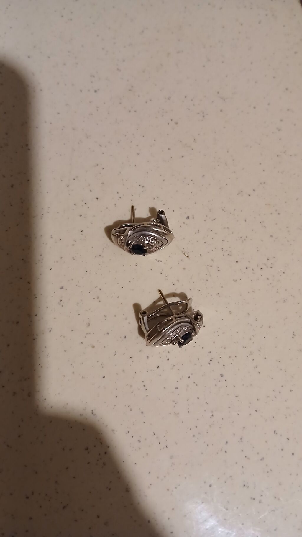 Sırğa, Ağ qızıl, 750 Əyar, 7 g — Sırğa, Bakı (4)