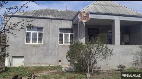 Xəzər rayonunda 4 otaqlı Həyət evi Kirayə verilir, 130 m² — Bakı