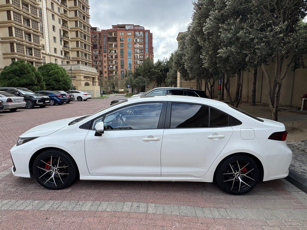 Toyota Corolla, 1.5 L, 0.85 kWh, 2024 il, 129 000 km 77-NO-531 — Avtomobillər, Bakı (3)