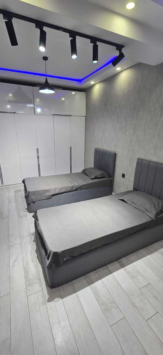 İcarəyə verilir 3 otaqlı yeni tikili 140 m² — Mənzil, Bakı (6)