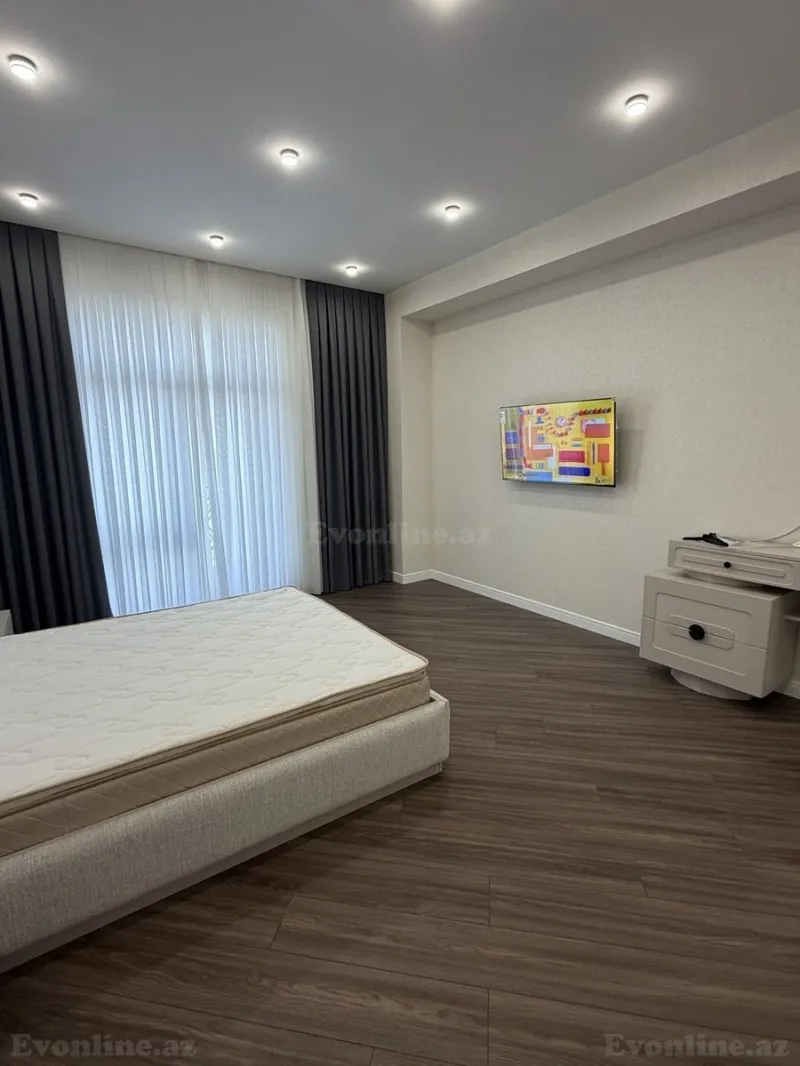 Kirayə verilir 3 otaqlı Mənzil Yeni tikili 160 m² Bakı, Xətai r., Ağ şəhər — Mənzil, Bakı (8)