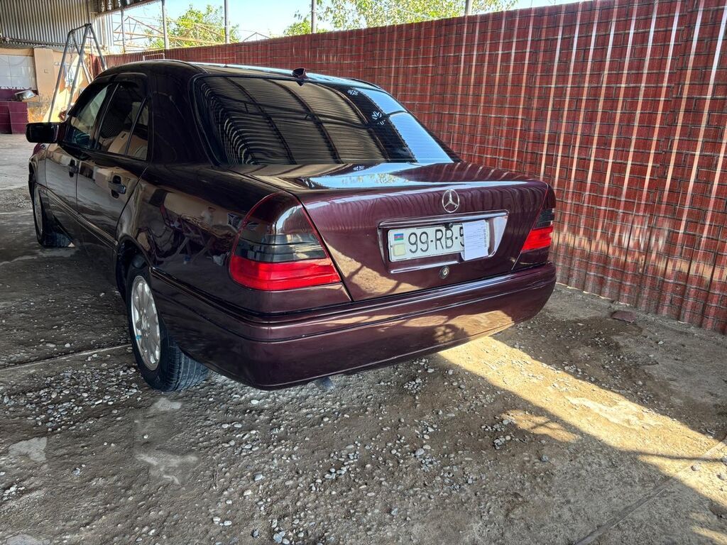 Mercedes-Benz C-Class: 2 l 1995 il Sedan — Avtomobillər, Saatlı (2)