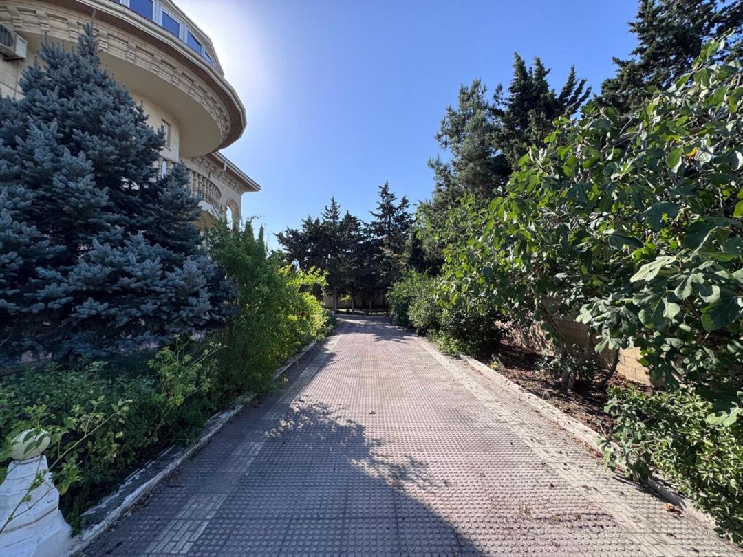 Satılır 10 otaqlı həyət evi/bağ evi 600 m² — Ev, villa, Bakı (7)