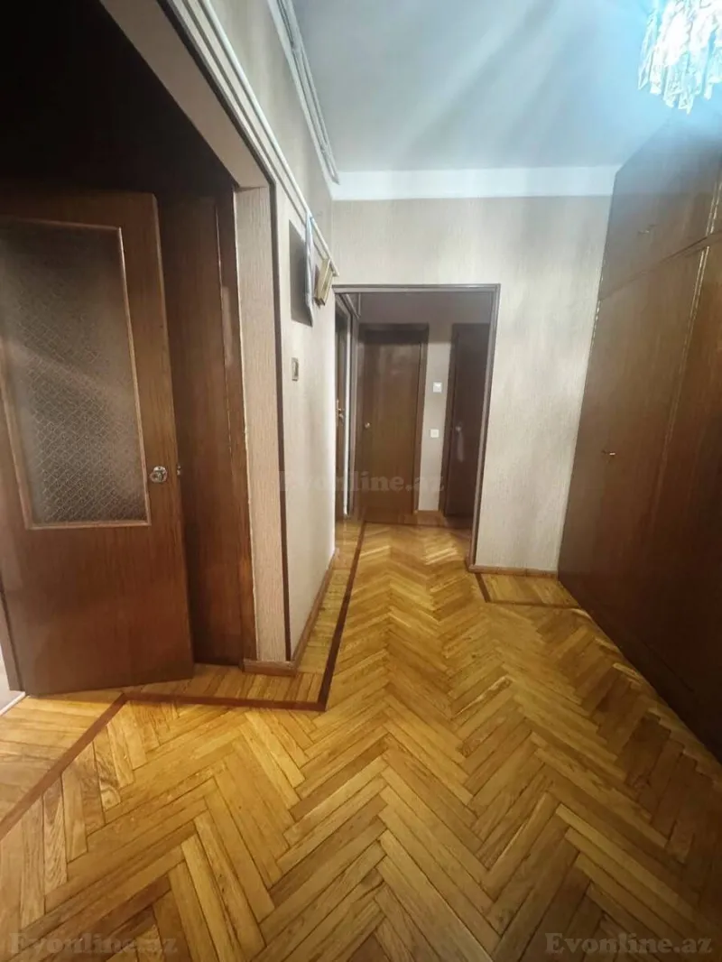 Satılır 4 otaqlı Mənzil Köhnə tikili 85 m² Bakı, Xətai r., Əhmədli m — Mənzil, Bakı (5)