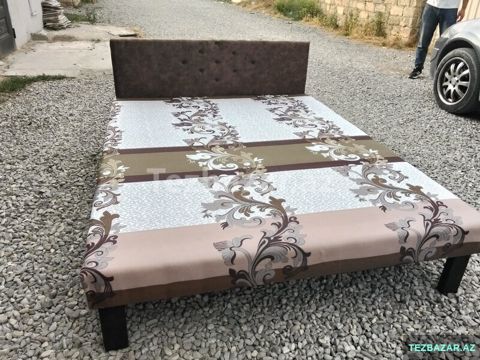 Çarpayı taxt — Bakı
