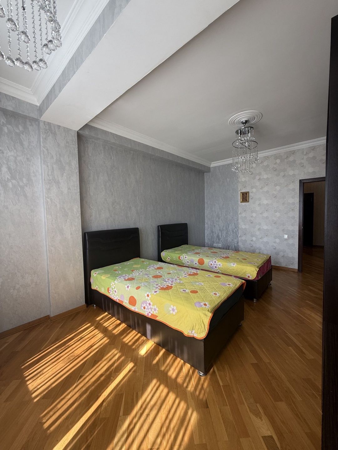 İcarəyə verilir 3 otaqlı yeni tikili 130 m² — Mənzil, Bakı (10)