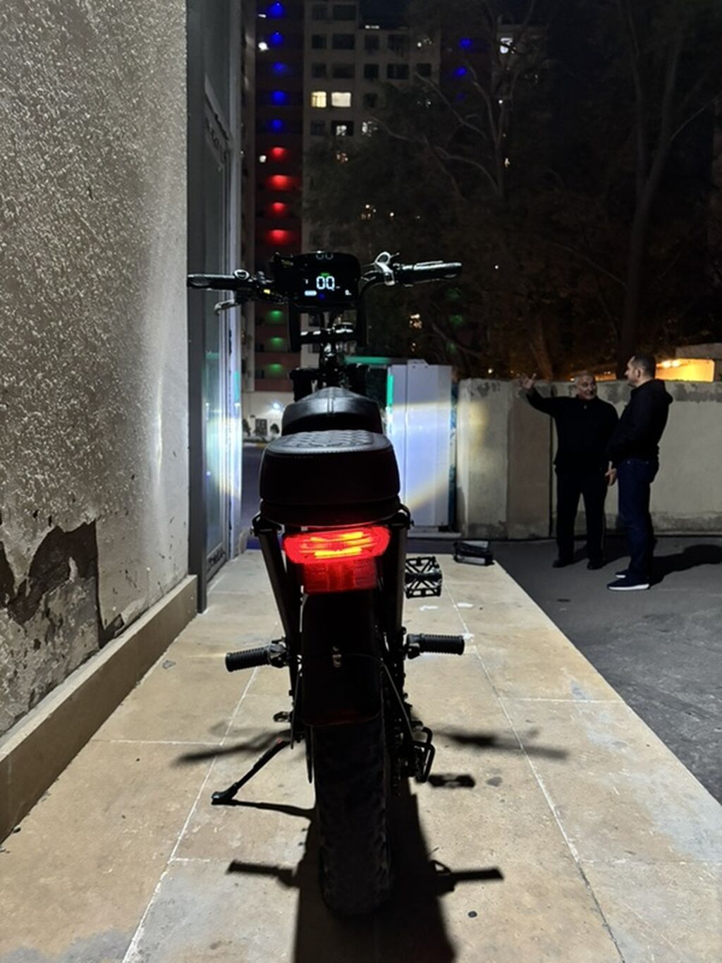 Ouix V8 elektrikli velosiped Satılır 2 akumlyatorla polnu zaratqaynan — Elektrik velosipedləri, Digah (7)