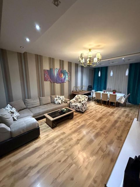 Satılır 3 otaqlı yeni tikili 136 m² — Bakı