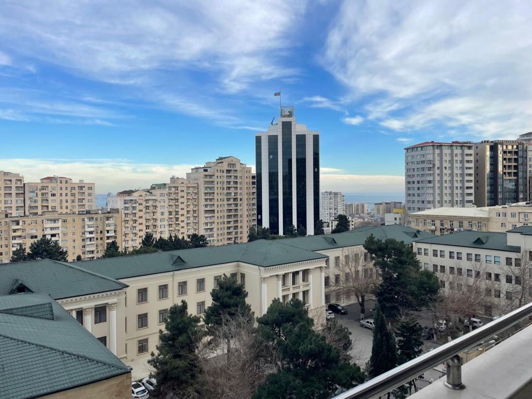 Satılır 4 otaqlı yeni tikili 186 m² — Mənzil, Bakı (7)