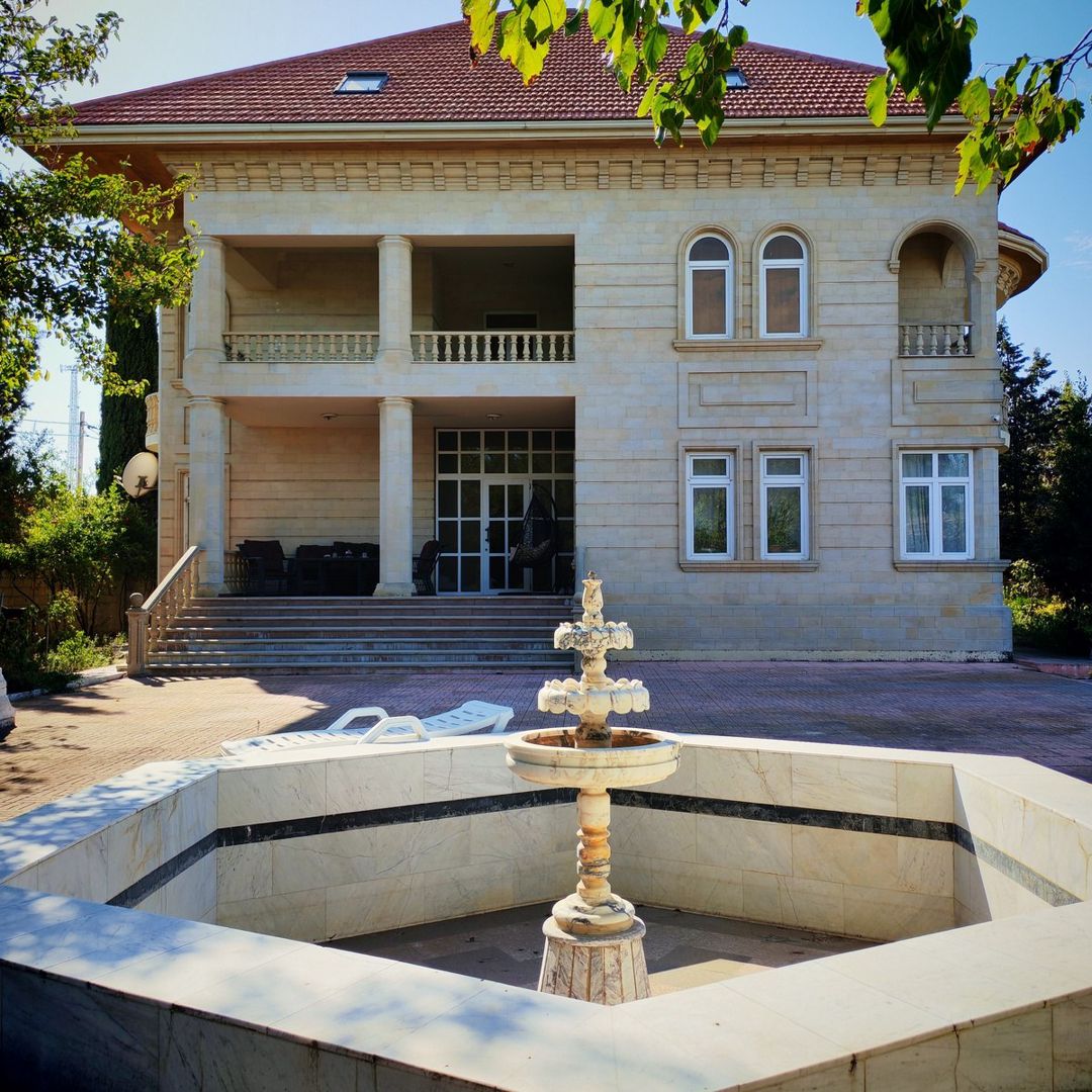 Satılır 10 otaqlı həyət evi/bağ evi 600 m² — Ev, villa, Bakı (3)