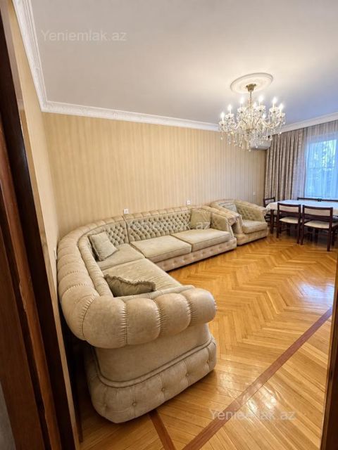 Satılır 4 otaqlı Bina evi menzil (Köhnə tikili), 112 m², Xətai rayonu — Bakı