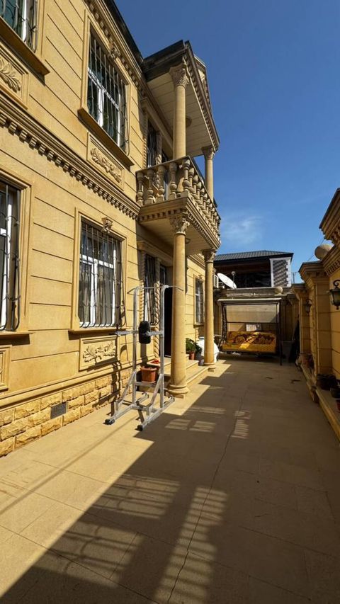 Satılır 5 otaqlı həyət evi/bağ evi 150 m² — Bakı