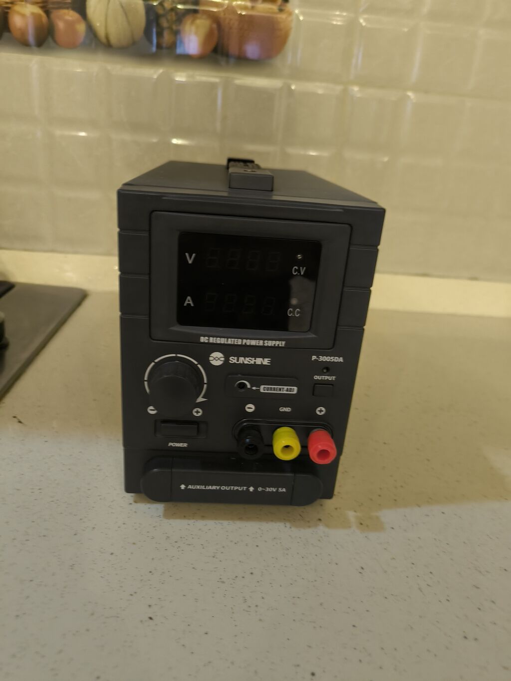 Sunshıne P-3005DA – tənzimlənən DC laboratoriya güc mənbəyi — Qida bloklari, Bakı (2)