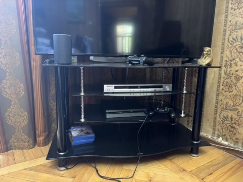 Şüşə və metal konstruksiyalı televizor/stend - Material: qalın tünd — Bakı