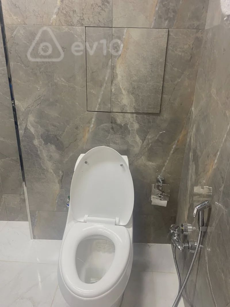For sale: 2-room apartment (old building), 55 m² — Mənzil, Bakı (12)