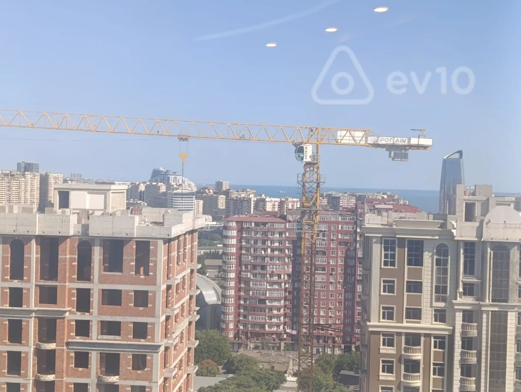 3 otaqlı mənzil, 194 m², serq bazari — kirayə — Mənzil, Bakı (5)