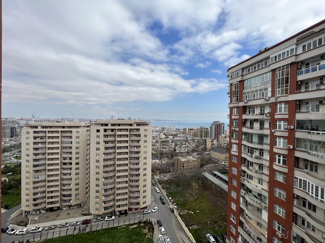 Satılır 4 otaqlı yeni tikili 185 m² — Mənzil, Bakı (2)