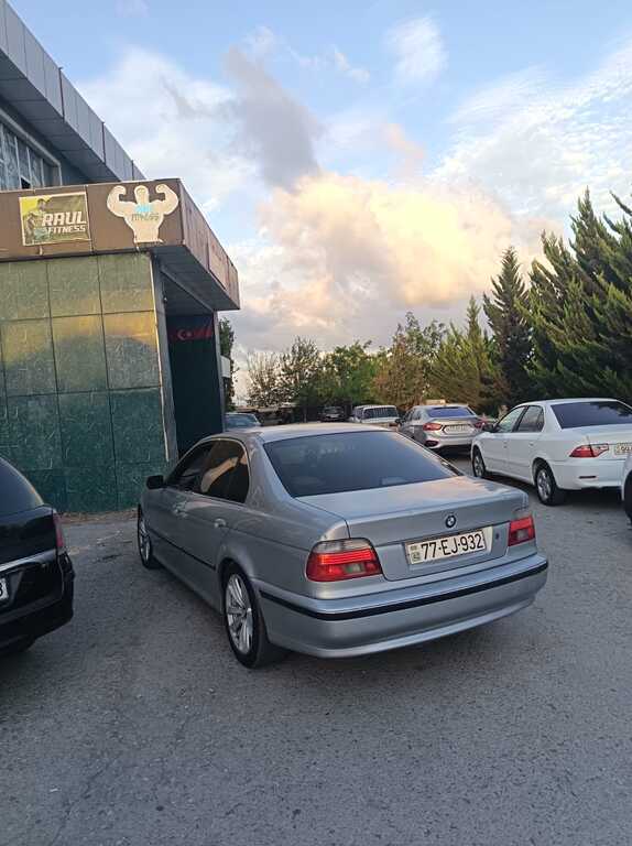 BMW 523, 2.5 L, 1998 il, 484 000 km 77-EJ-932 — Avtomobillər, Siyəzən (3)