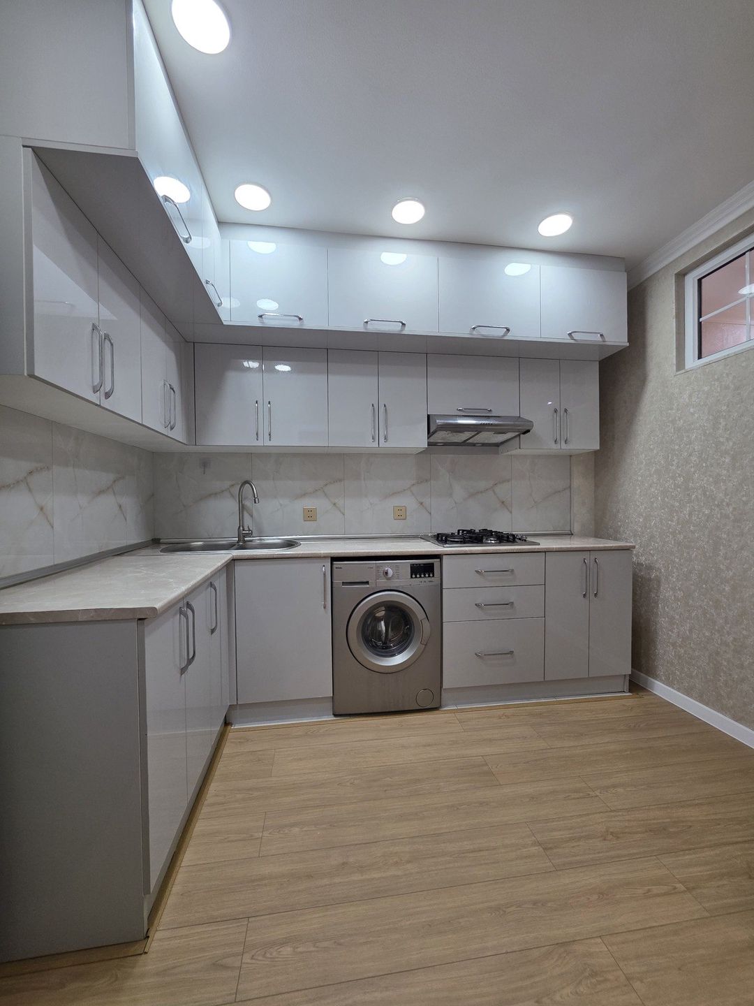 Satılır 2 otaqlı yeni tikili 82 m² — Mənzil, Bakı (8)