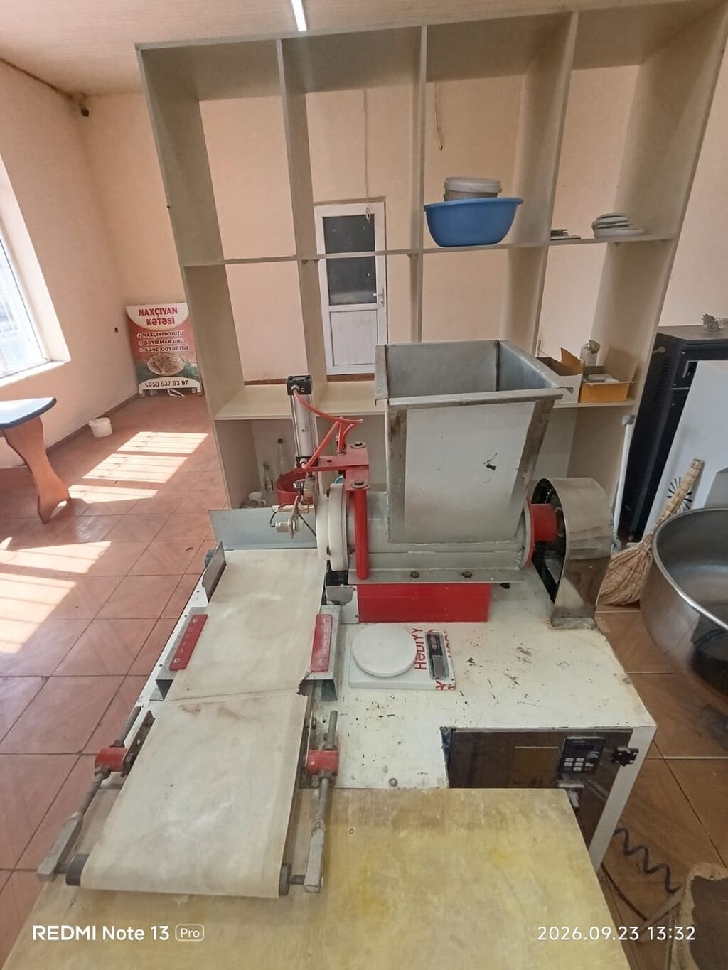 Sumqayit seherinde 21ci mkr-da yerlesen sahesi 90m² olan hazir lavas — Əmlak, Sumqayıt (2)