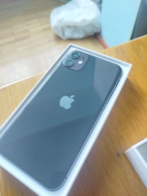 IPhone 11, 64 GB, Qara, Simsiz şarj — Bakı