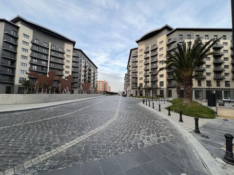 Satılır 3 otaqlı yeni tikili 131 m² — Bakı