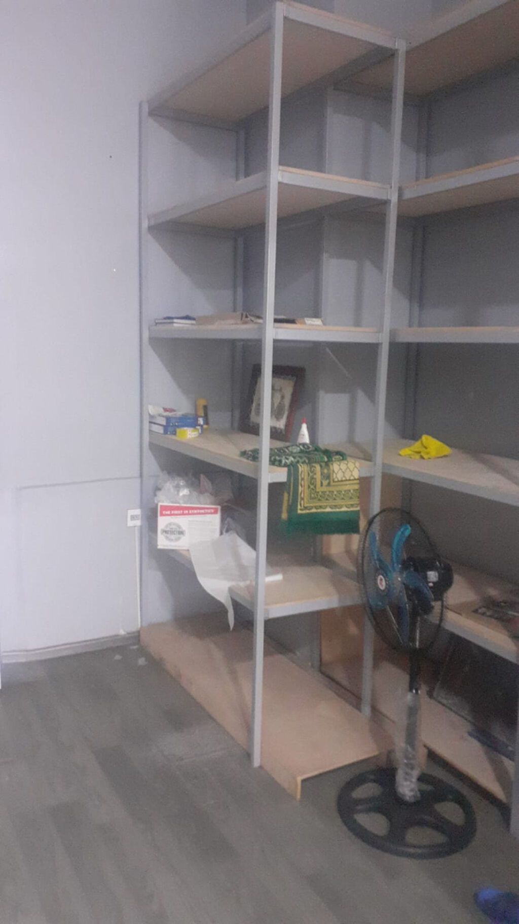 Anbar dukan ve sair obyektler ucun refler. 1 eded ref 200 azn dir. 9 — Ofis mebeli, Bakı (3)