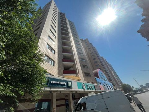 Satılır 3 otaqlı yeni tikili 130 m² — Bakı
