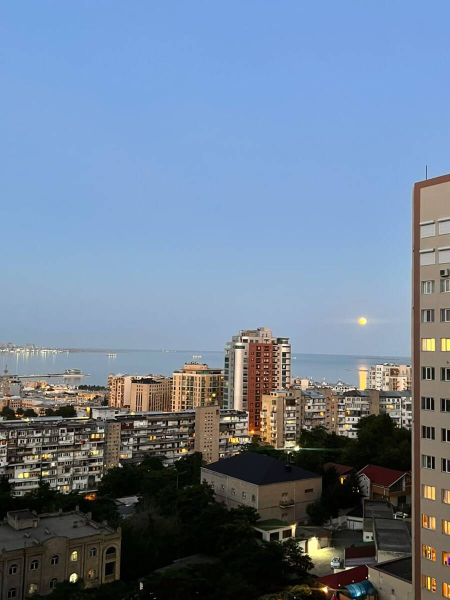 Satılır 4 otaqlı yeni tikili 185 m² — Mənzil, Bakı
