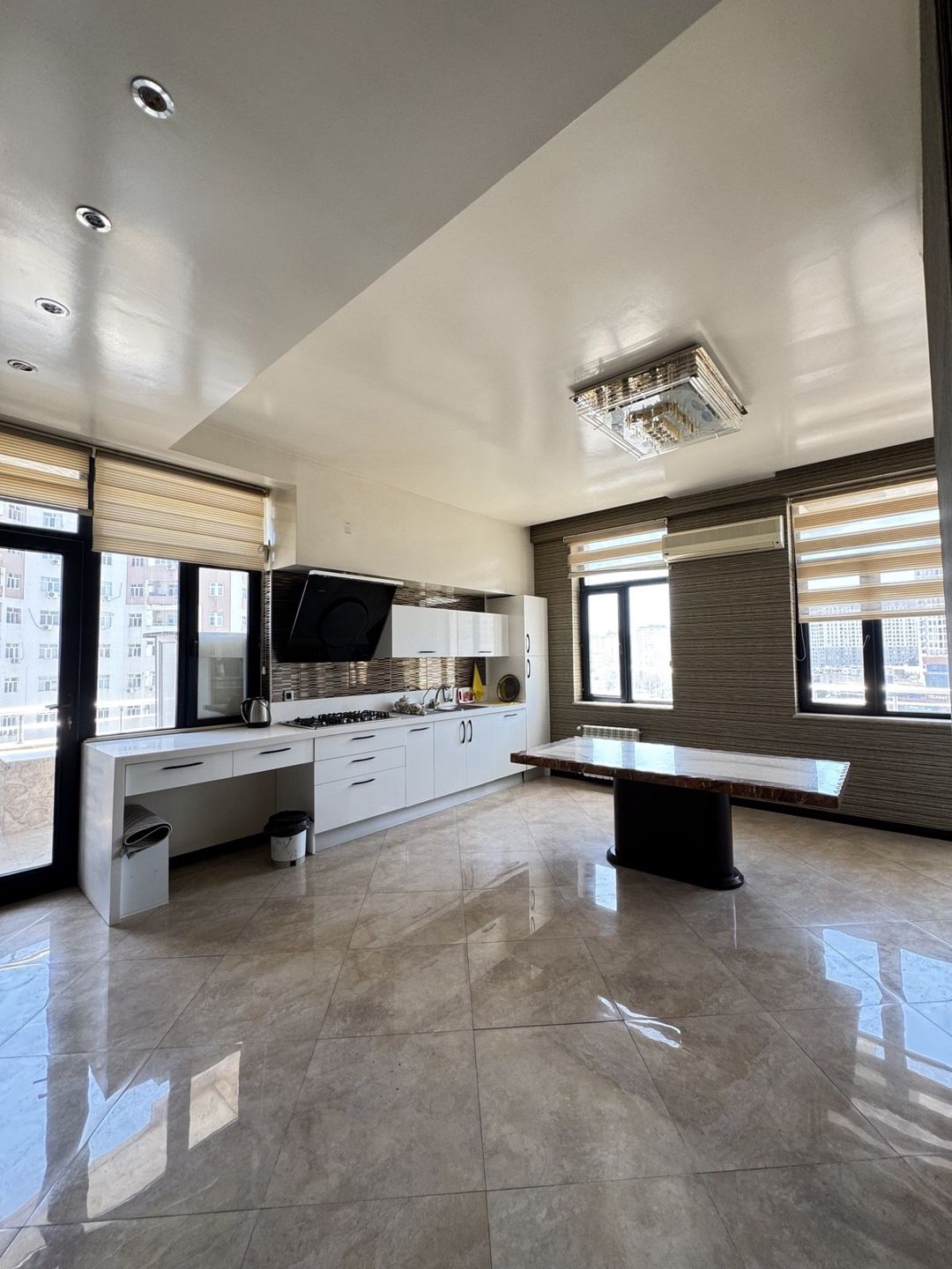 Satılır 4 otaqlı yeni tikili 220 m² — Mənzil, Bakı (4)