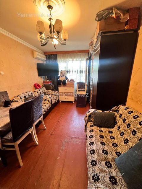 Satılır 1 otaqlı Bina evi menzil (Köhnə tikili), 32 m², 4-cü mikrorayon — Sumqayıt