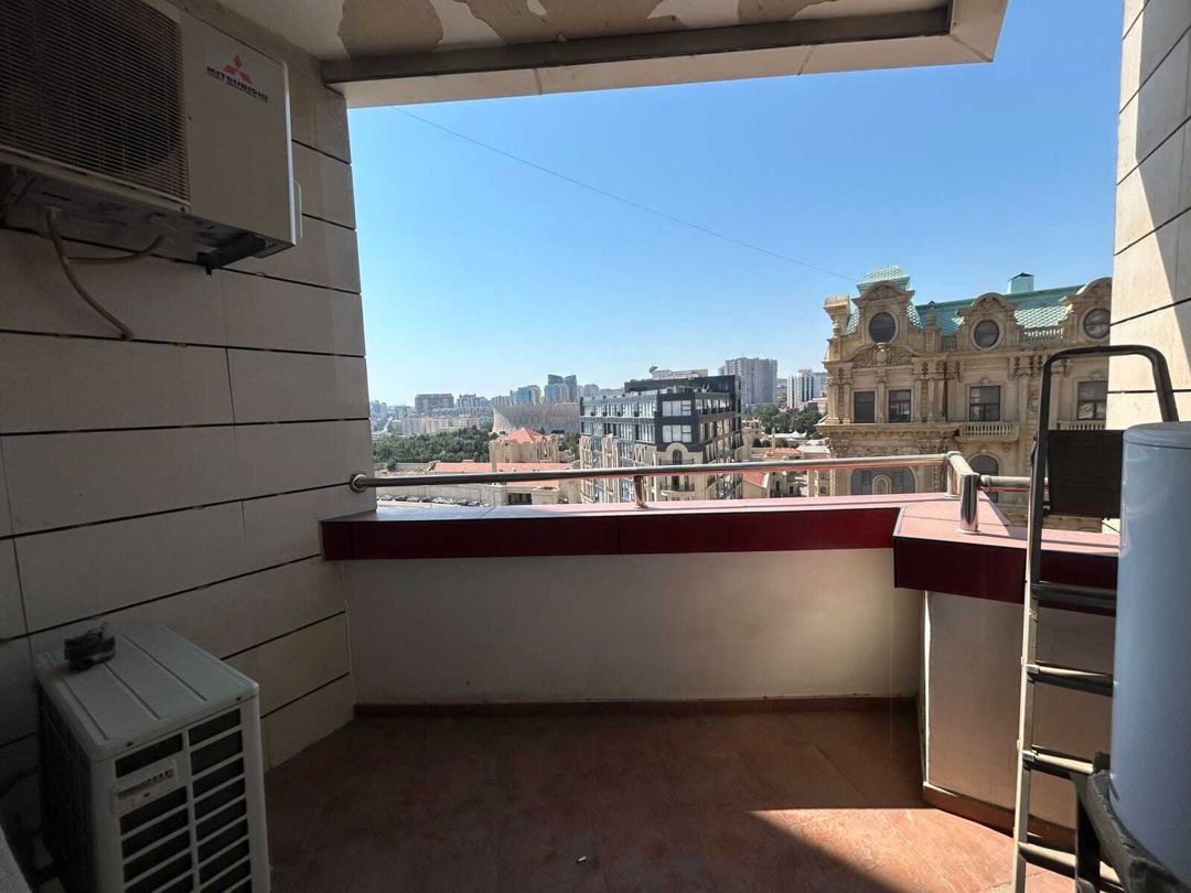 Satılır 3 otaqlı yeni tikili 130 m² — Mənzil, Bakı (3)