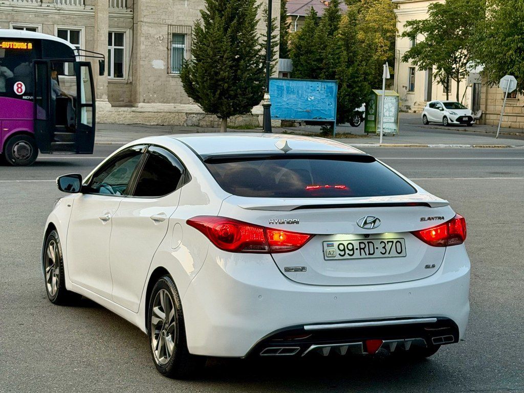 Hyundai Elantra, 1.8 L, 2013 il, 270 000 km 99-RD-370 — Avtomobillər, Bakı (9)