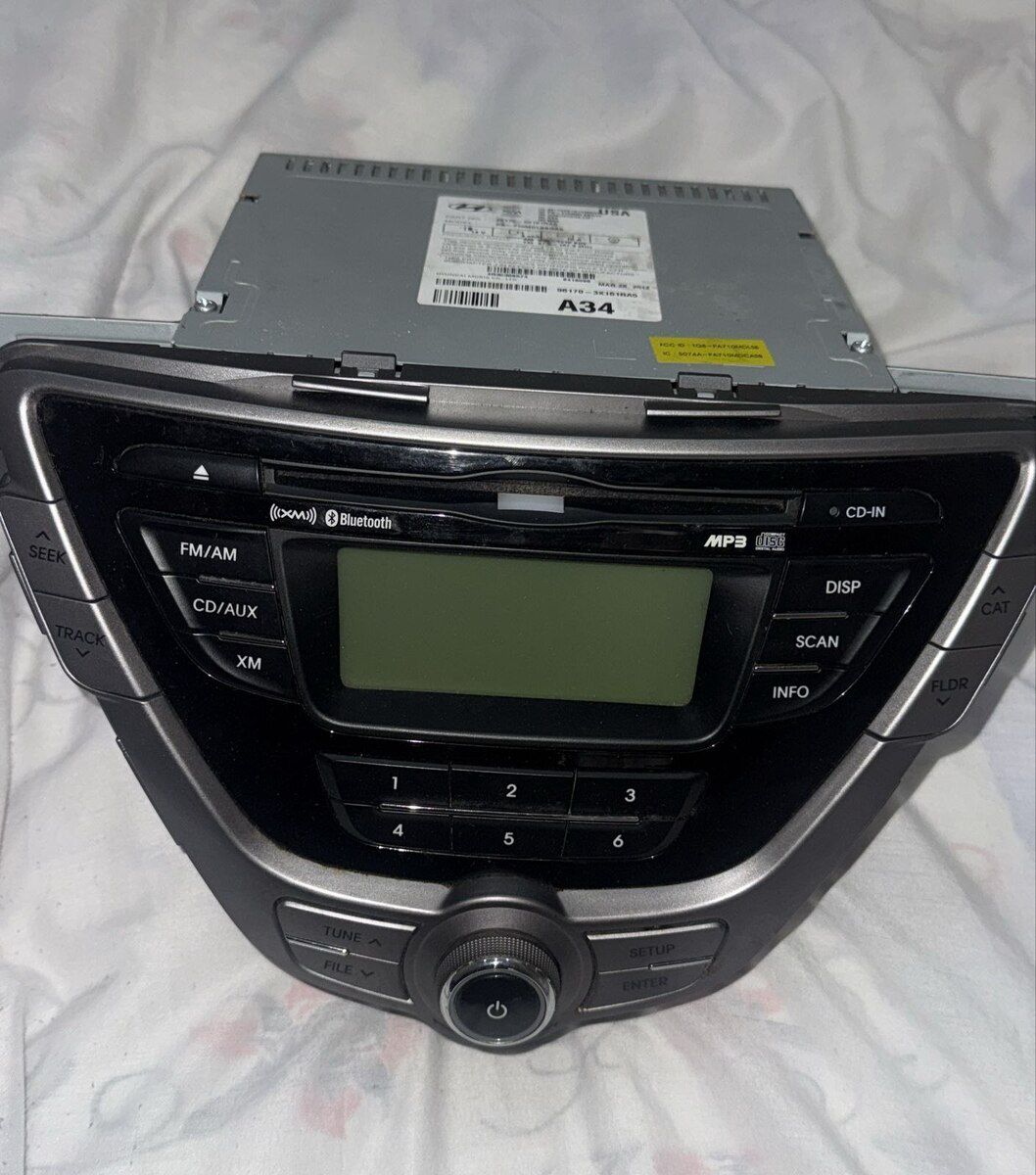 Hyundai Elantra 2012-2013 monitoru CD girişli — Ehtiyat hissələri və aksesuarlar, Bakı (2)