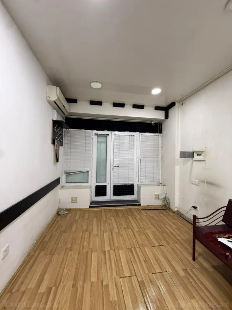 Kirayə verilir Obyekt 21 m² Bakı, Yasamal r., Nizami m — Bakı