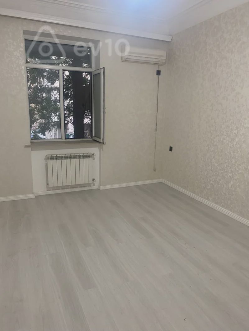 For sale: 2-room apartment (old building), 55 m² — Mənzil, Bakı (7)