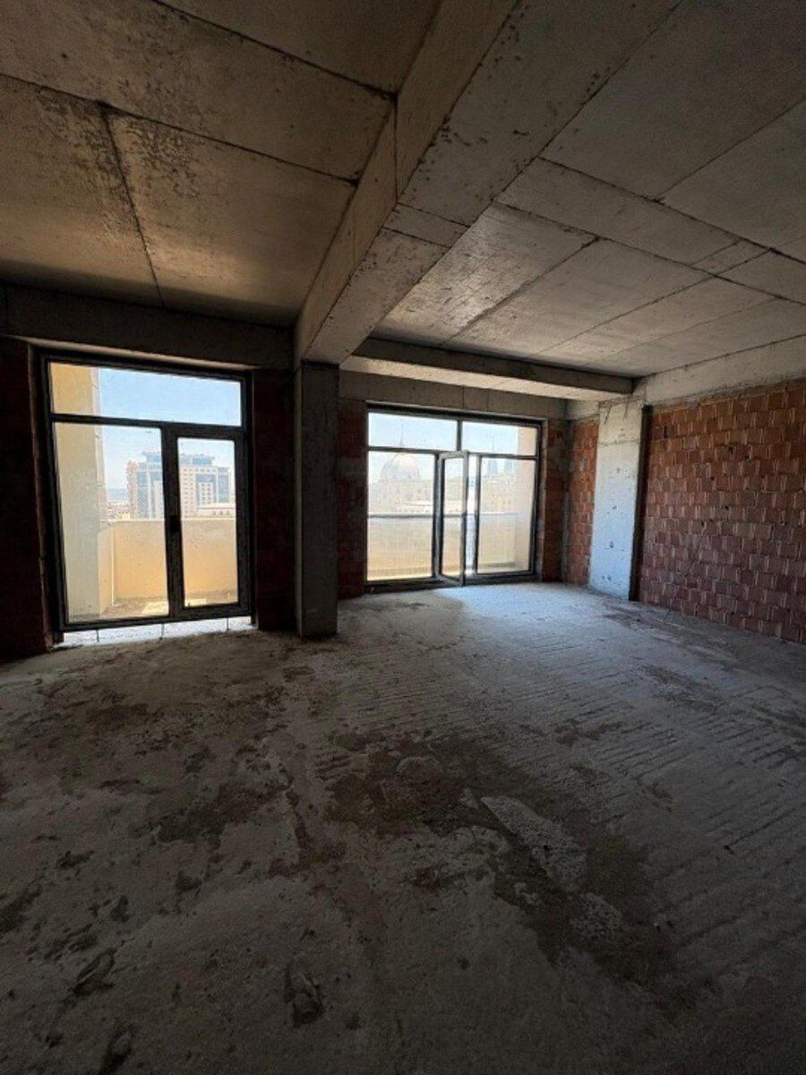 Satılır 4 otaqlı yeni tikili 191 m² — Mənzil, Bakı (3)