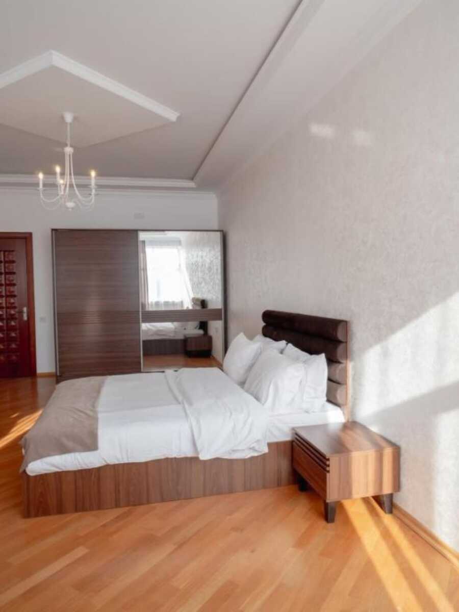 Satılır 4 otaqlı yeni tikili 135 m² — Mənzil, Bakı (10)