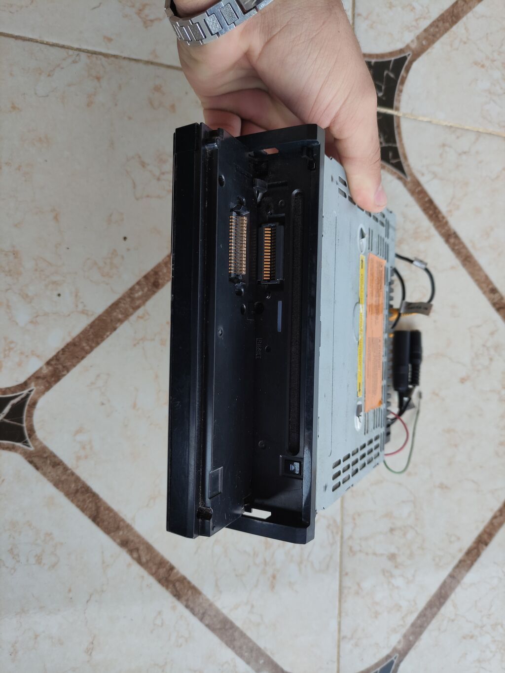 Pioneer avtomobil media başlığı Xüsusiyyətlər: - Ön paneldə USB — Avtomobil akustikası, Bakı (3)