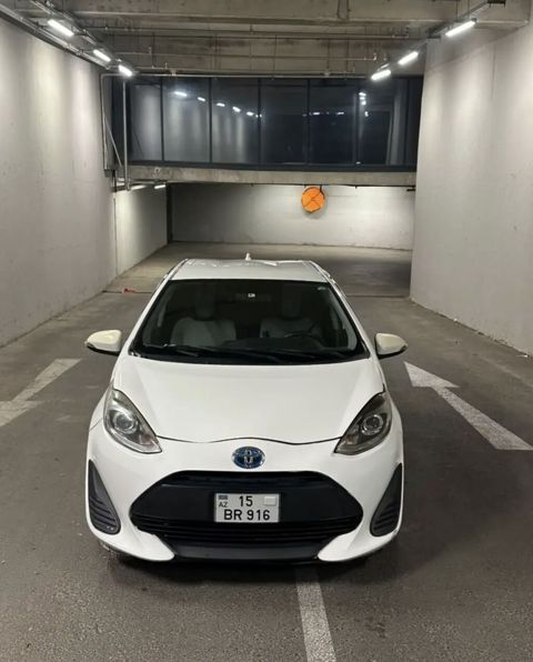 Toyota Aqua: 1.5 l 2018 il Hetçbek — Bakı